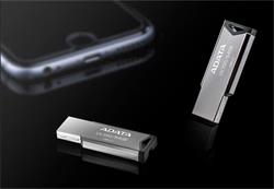 32 GB . USB kľúč . ADATA DashDrive™ UV350 USB 3.1, strieborný