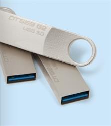 8 GB . USB 3.0 klúč . Kingston DataTraveler SE9 G2 kovový ( r100 MB/s, w10MB/s )