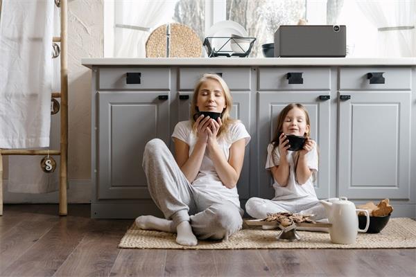 KLIPSCH The Three Plus, Prémiový Bluetooth reproduktor, 120 W, hnedý